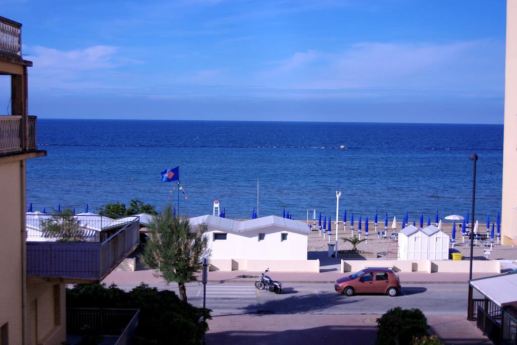 Hotel Niagara มาร็อตตา ห้อง รูปภาพ